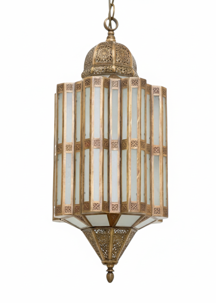 Handmade Moroccan 100% brass lantern with frosted glass, marokkanische messinglampe handgefertigt, lampada marocchina in ottone fatta a mano, ثريا مغربية نحاس خالص شغل اليد.