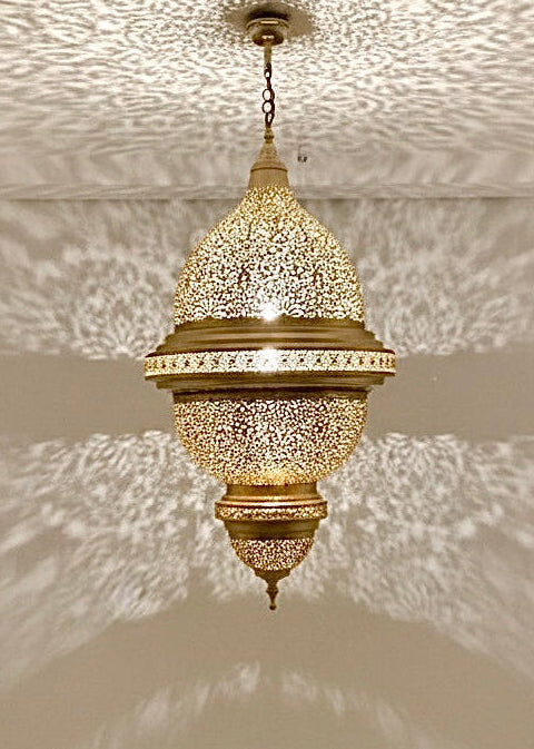 Large Moroccan pendant light in gold brass, hand-etched for luxury hanging decor
