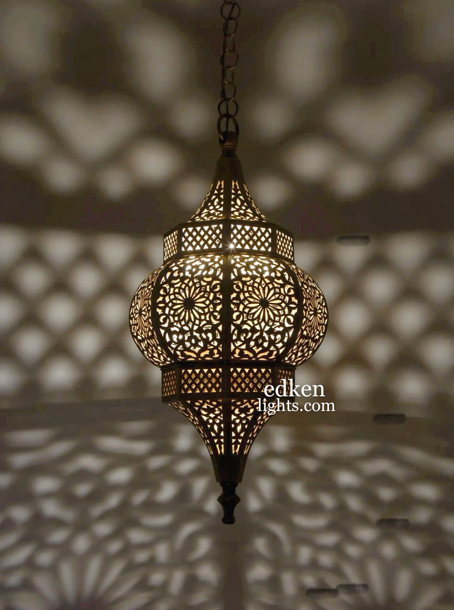 Authentic Moroccan Brass Lantern - Handcrafted Pendant Light - Ref. 2060